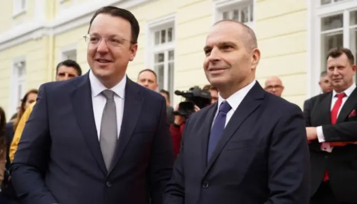 Франција го поздравува потпишувањето на Договорот за меѓуграничниот железнички тунел на Коридор 8