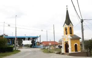 ПО нередите во Словенија  се вклучува и армијата на словенечката граница