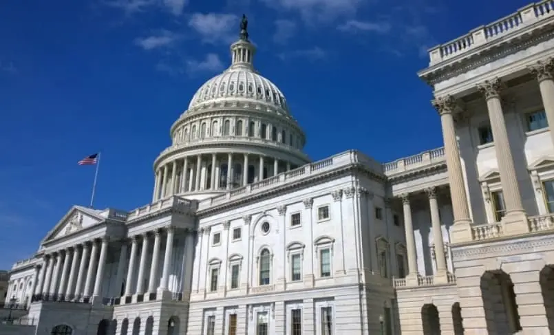 Американскиот Сенат го отфрли законот за продолжување на исплатата на платите на федералните службеници