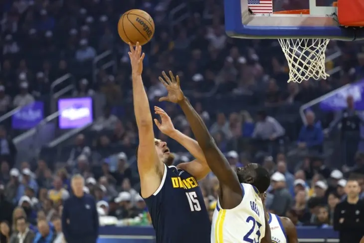 Нов – шести „трипл-дабл“ за Никола Јокиќ