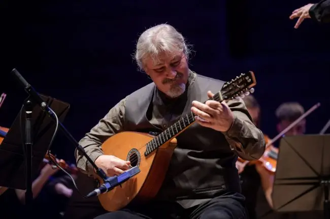 МУЗИЧАРОТ ДРАГАН ДАУТОВСКИ МЕЃУ 14-ТЕ НОВИ ЧЛЕНОВИ НА МАНУ