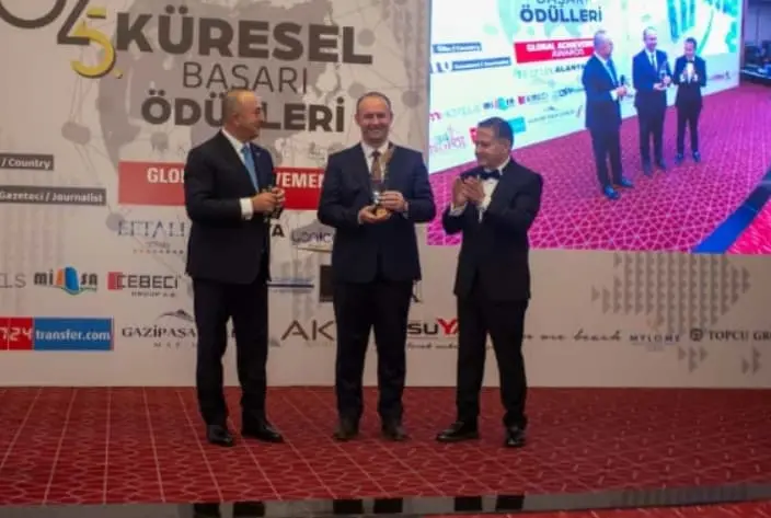 Гаши во Турција ја прими Глобалната награда за дипломатија