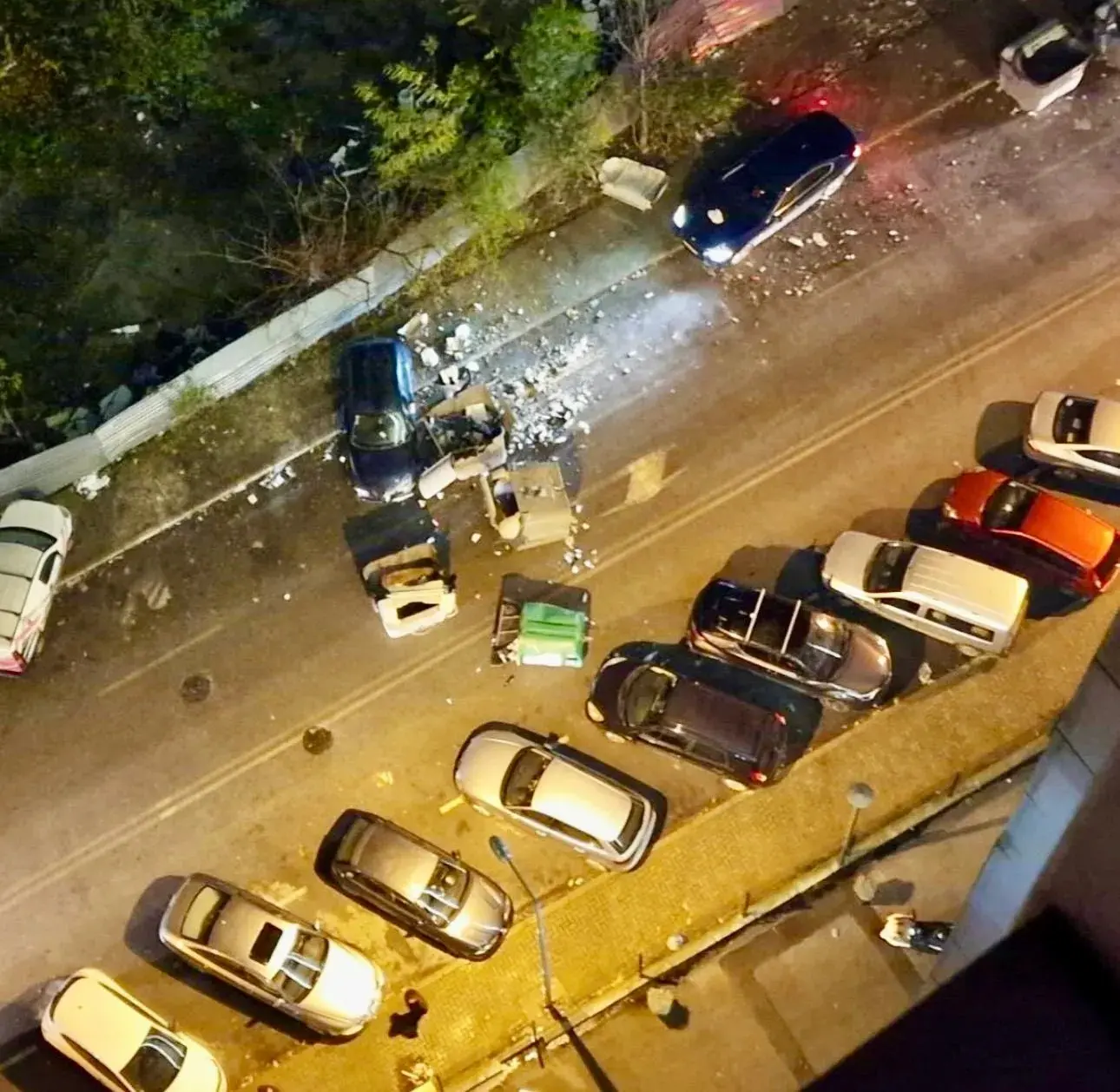 Фатен турскиот државјанин кој синоќа удри во контејнери и возило во Аеродром и избега од местото