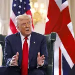 Трамп го помилува Џулијани и 70 обвинети за измама на изборите во 2020 година