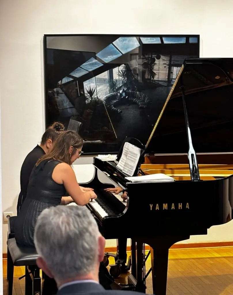 (Фото) Блескав пијано-концерт на Гацева и Џорлева во Белград