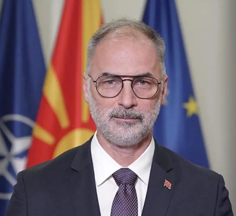 Стоилковиќ во официјална посета на Србија