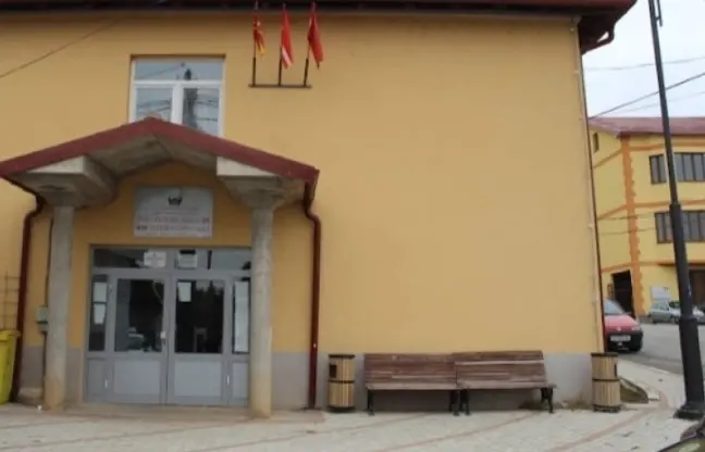 Мицкоски: Владата согласно закон ќе именува повереници во општините каде изборите беа неуспешни