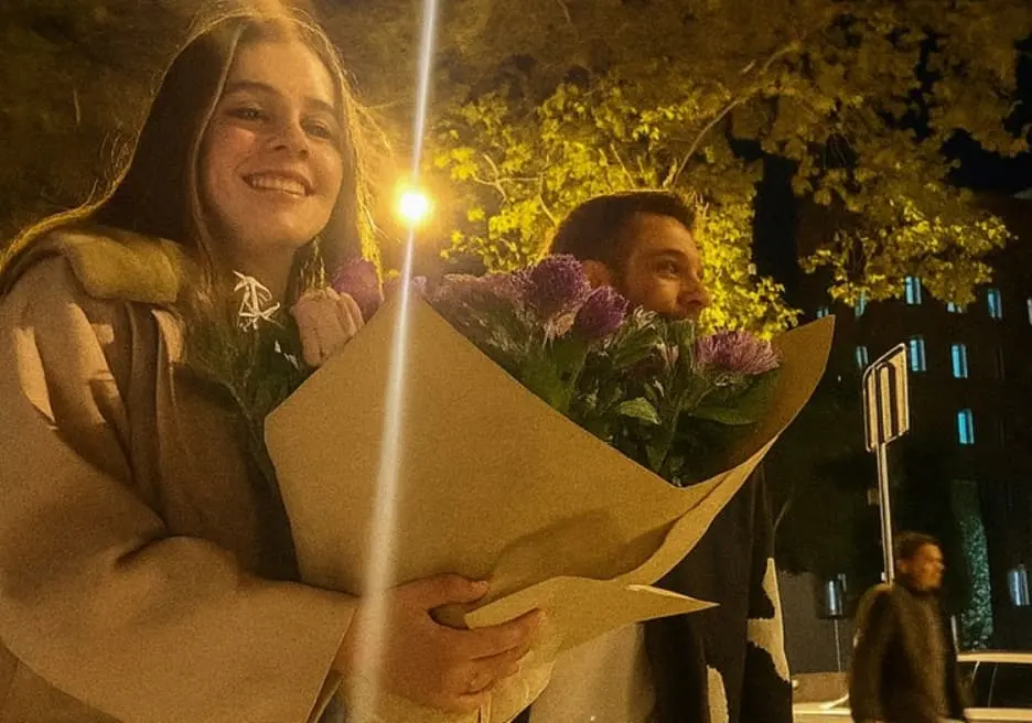 Момче и девојка снимале романтична фотографија, кога во кадарот им влегол- Лионел Меси (ВИДЕО)