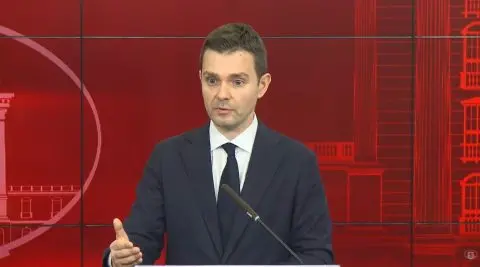 Процесот на привлекување странски инвестиции е тимски, истакна Муцунски