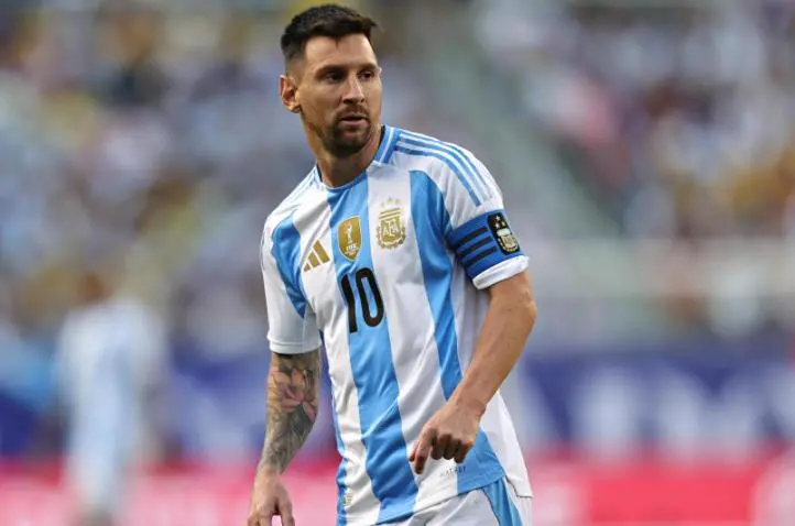 Лапорта за можното враќање на Меси: Не е време за шпекулации