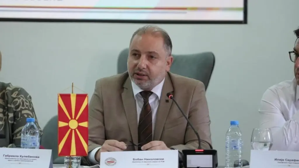 Царината во октомври повторно ја надмина недостижната наплата на приходи, во Буџетот се слеале над 12 милијарди денари