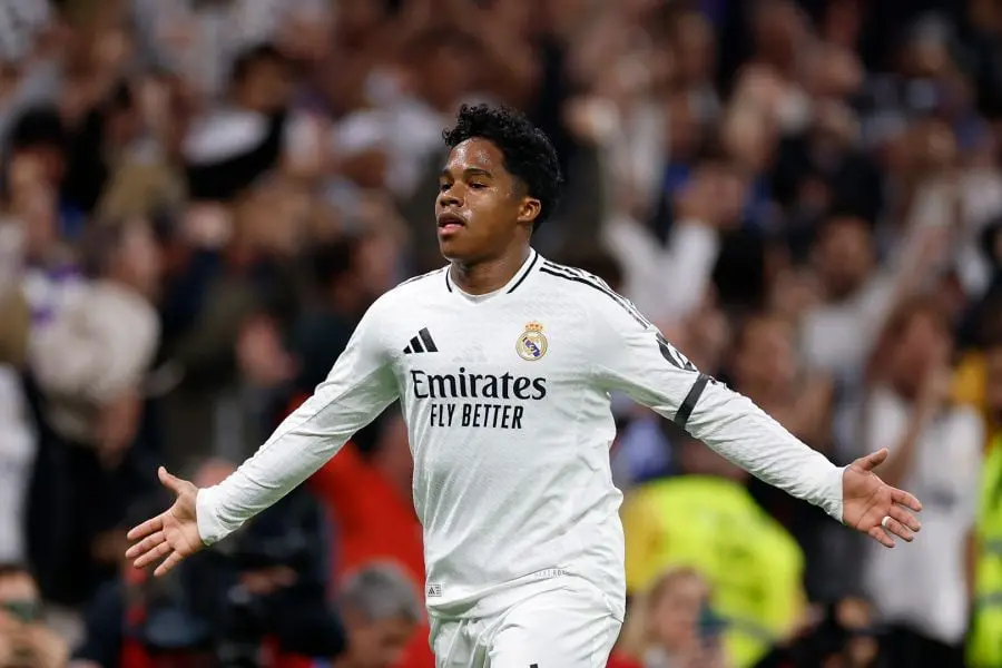 Лион ќе покрива половина од платата на Ендрик