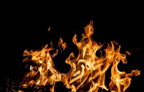 Израелски доселеници запалија џамија на Западниот Брег