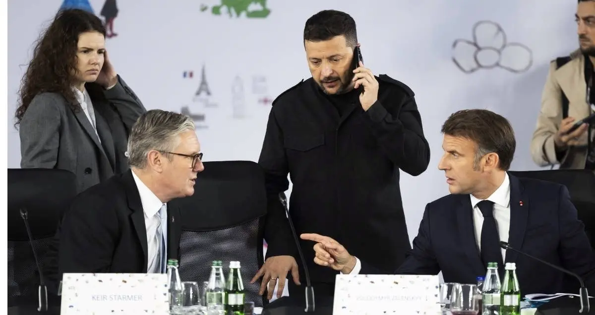 Зеленски ќе се сретне со Макрон во Париз в понеделник