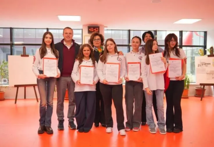 Герасимовски: Доделени 138 стипендии во науката, спортот, културата и социјалната поддршка