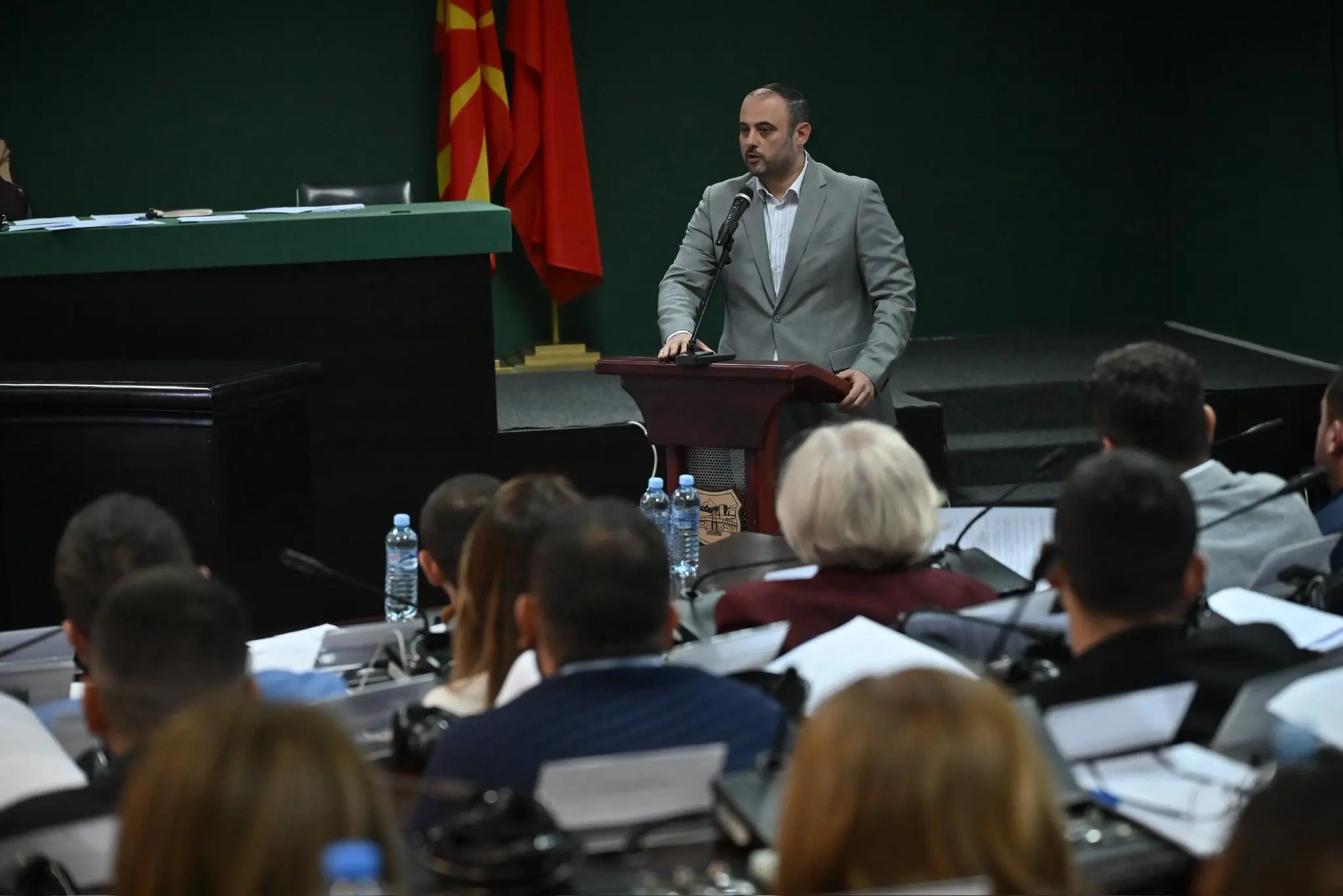 Град Скопје го усвои ребалансот на Буџетот: предвидена набавка на 80 нови автобуси, реконструкција на улици, паркови