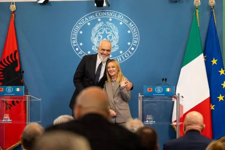 Рама: Италија ќе ги води преговорите за членство на Албанија во ЕУ