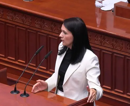 Костадиновска Стојчевска: За 91% е намален буџетот за инспекторатот за македонски јазик