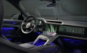 Porsche ни го претстави ентериерот на новиот, електричен Cayenne