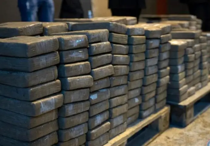 На бриселскиот аеродром запленет кокаин во вредност од 4,3 милиони евра