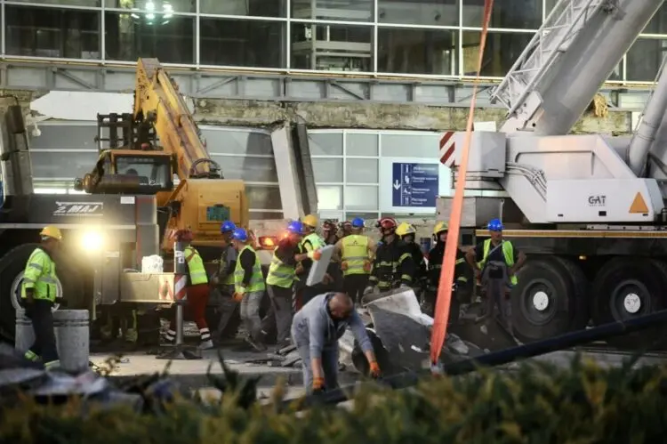 Виши суд во Белград: Потврдено обвинение за корупција во врска со падот на бетонската настрешница во Нови Сад