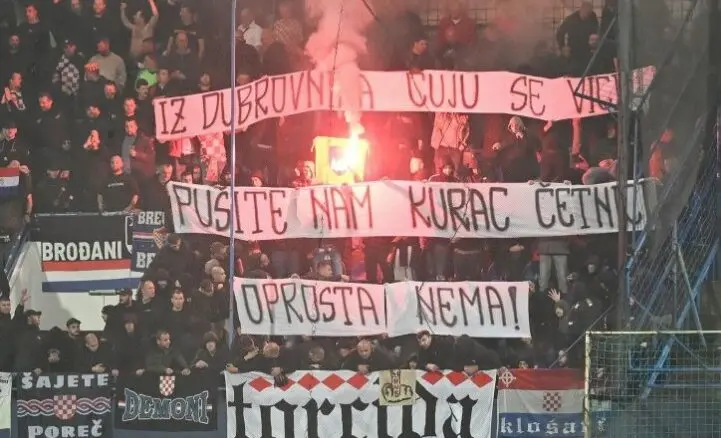 (Видео) Контроверзии и тензична атмосфера на трибините во Подгорица