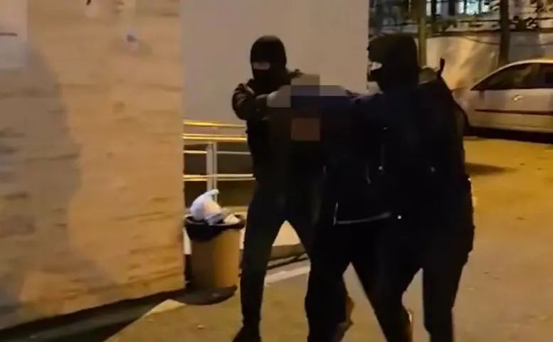 (Видео) Албанската полиција уапси 36-годишен македонски државјанин кој бил баран поради фалсификување пари