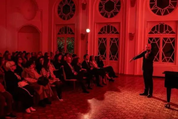 Равел 2.0 / Реизмислување и репрограмирање на легендарниот музички ум