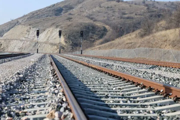 Фирми кои не можат да потврдат сериозно портфолио се јавиле на тендерот за Коридорот 8 меѓу Македонија и Бугарија