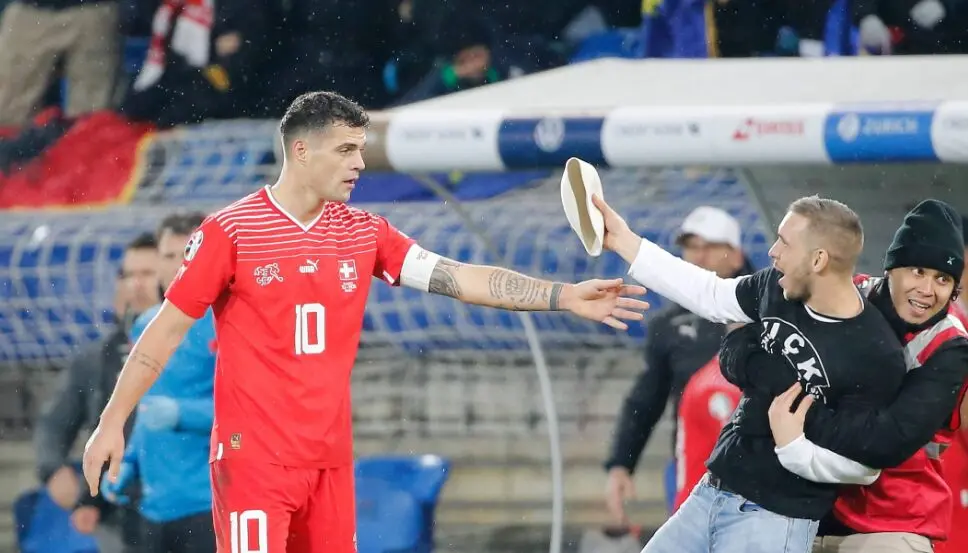 (Видео) Џака со жестоки свирежи пречекан Приштина