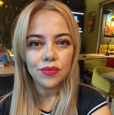 Почина поетесата д-р Славица Свидерска