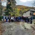 100 ДЕНА ПРОТЕСТИ ВО ЉУБОЈНО, БАРААТ ТРАЈНА ЗАБРАНА ЗА СЕЧА НА ШУМАТА