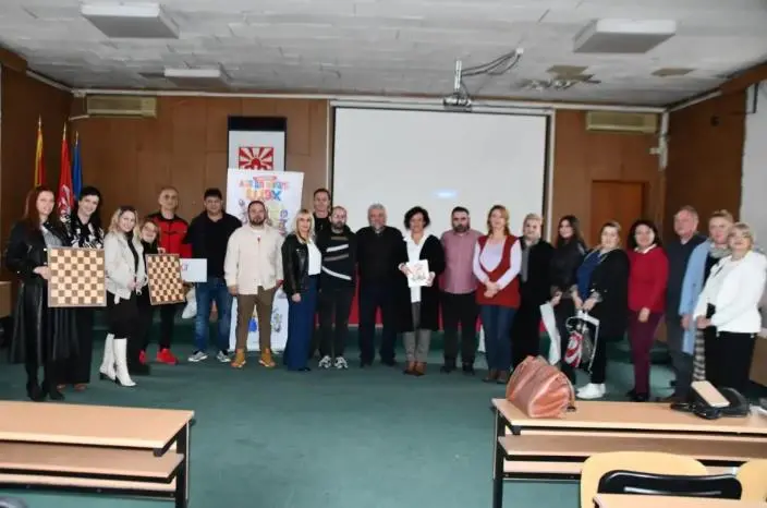 Наставници од Кисела Вода се обучуваат за изведување на часови по шах