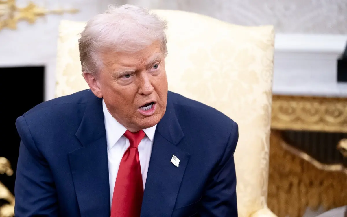 Трамп признава дека му паднал рејтингот: „Падна, но кај паметните луѓе порасна“