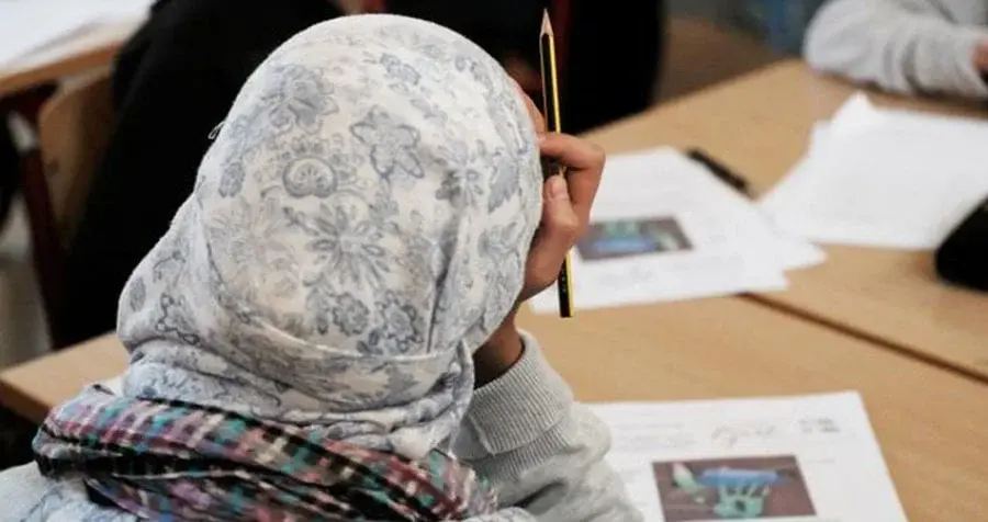 Австрија воведува забрана за шамии во училиштата за девојчиња под 14 години