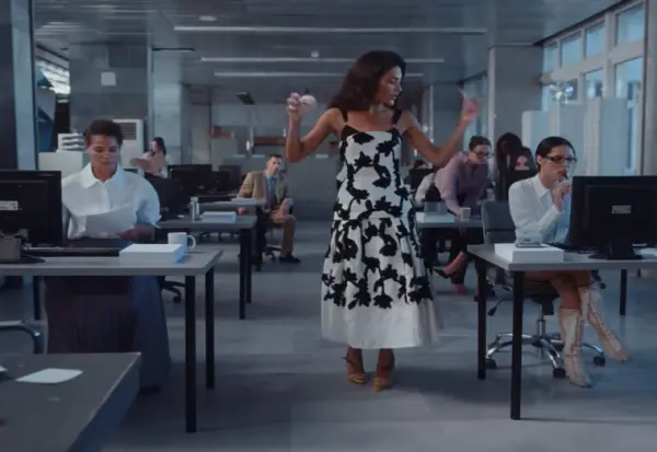 За што се пее во новата „женска химна“ која е искористена над 400.000 пати на „Тик-ток“?