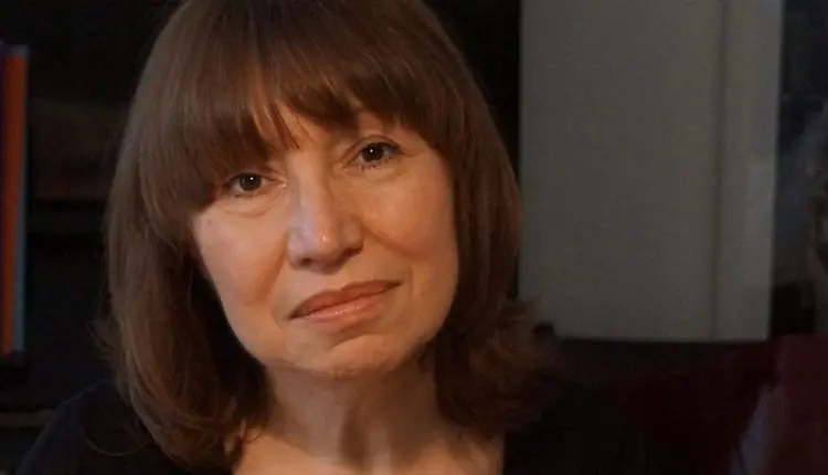 [Интервју] Кица Колбе: Намерно ја соголив приказната во „Простување” од херојски идеологии и патриотизми, зад кои сите ние сме научиле да се криеме