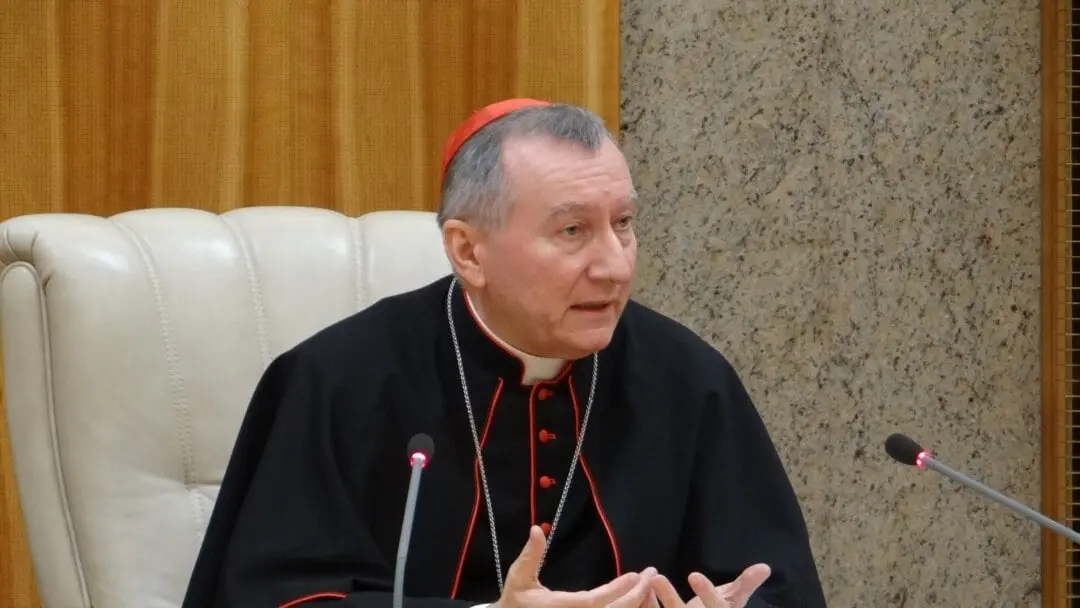 Кардинал Паролин: Навреда против Бога е да се остават Украинците на студ