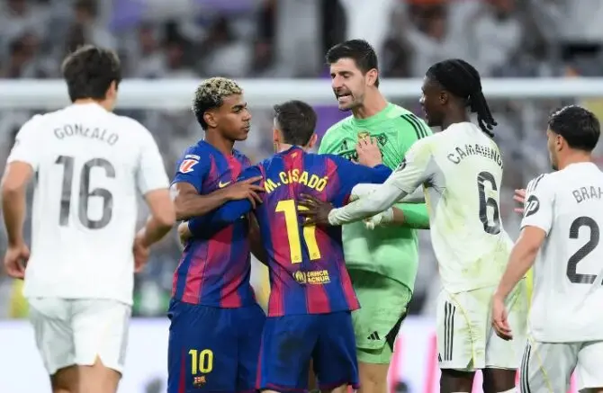 Куртоа: Барселона не нè почитуваше кога победуваше, а камоли сега