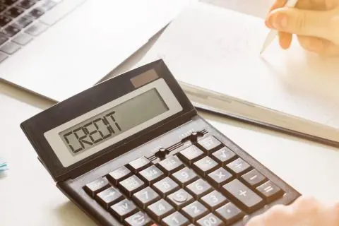 Раст кај потрошувачки и станбени кредити, пад кај автомобилските кредити