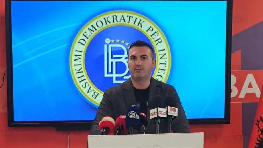 ДУИ бара итно деблокирање на реформите во правосудството и усвојување на уставните измени