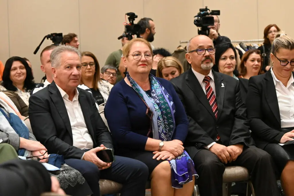 Четврта конференција за мировно образование: МЕЃАШИ потсетува дека примената во училиштата е законска обврска