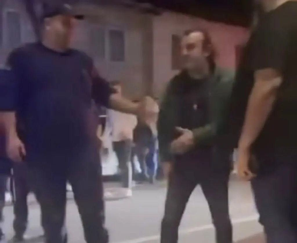 (ВИДЕО) Полициска интервенција го прекина настапот на Аца Лукас во Кавадарци. Навреди од менаџерот Мирковиќ за премиерот Мицкоски?!