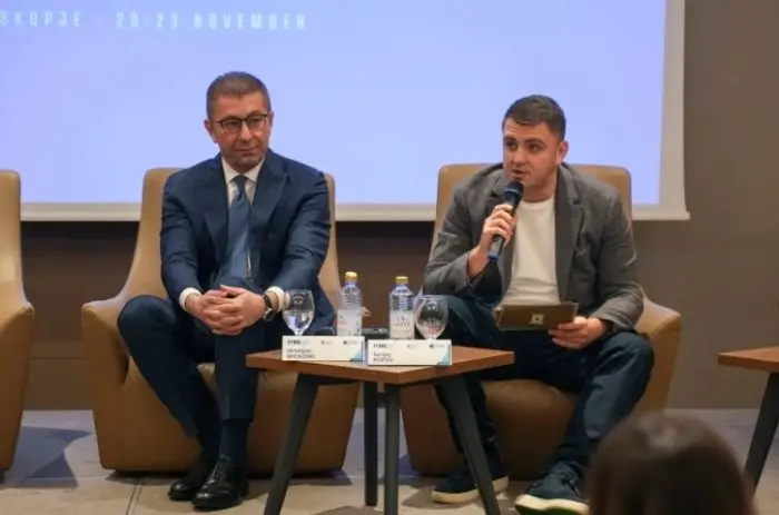 Попов: Владата се залага за држава во која секој млад човек ќе чувствува дека политиката работи за него