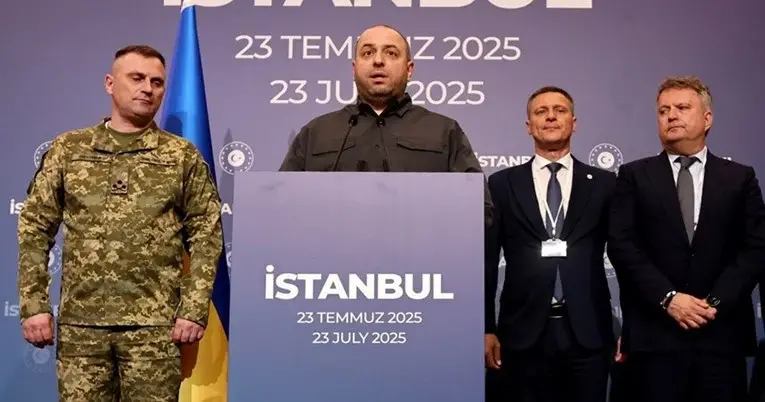 Зеленски попушти: Формира делегација за мировните преговори со Русија