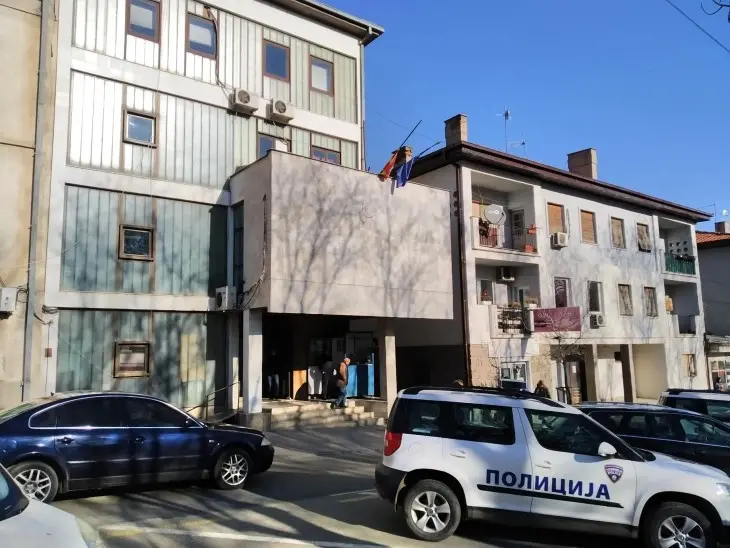 Сопственик на фирма од кавадаречко измамен преку хакирана електронска пошта, оштетен за 80 илјади денари