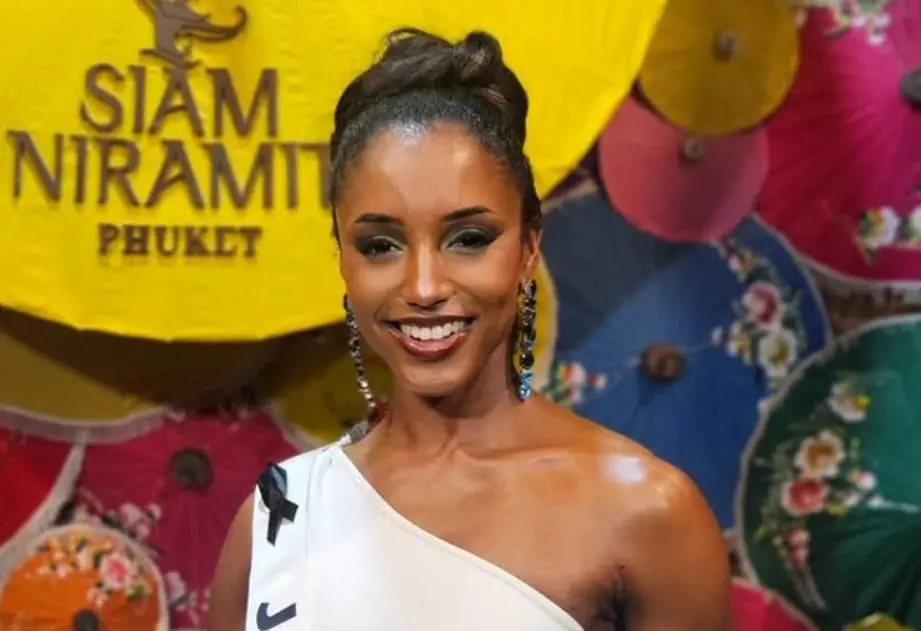 Мис Јамајка заврши на интензивна по пад од сцената на Мис Универзум (ВИДЕО)