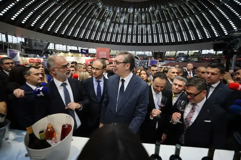 Стоилковиќ на отворањето на саемот „Винска визија – Отворен Балкан“