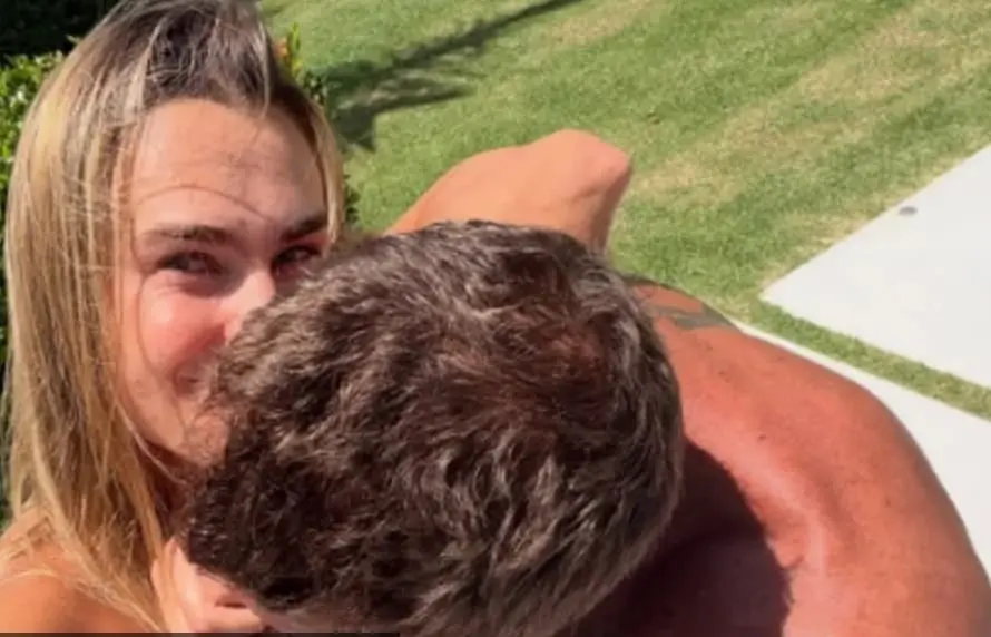 Сабаленка објави никогаш пожешки снимки- со момчето ужива во Бразил (ФОТО)