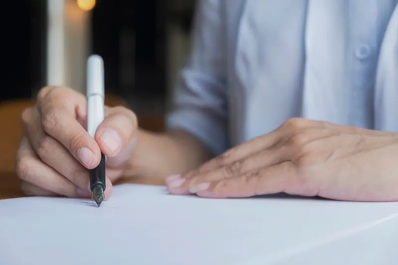 Зошто повеќето луѓе се деснаци?